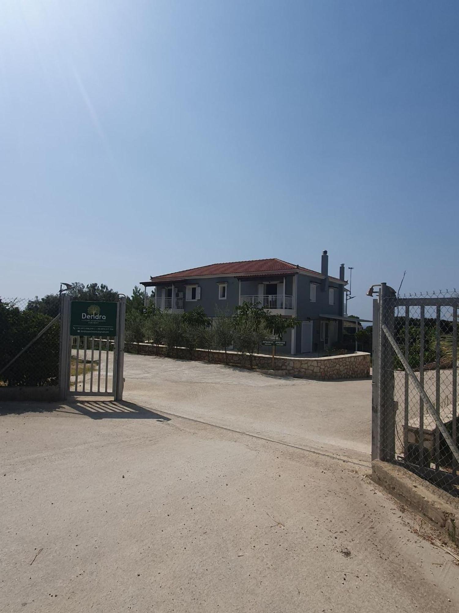 Dendra Apartments At Skala Poros  Esterno foto